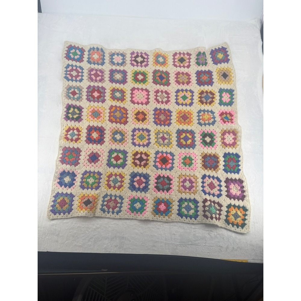 Unbranded Crochet Blanketβ Womens 34x34 Blanket Multi-Color Granny Square Throw
